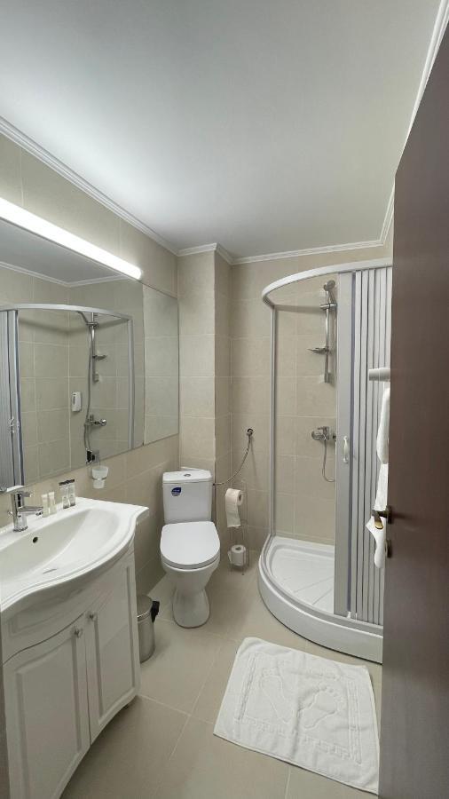 Royal Bucovina Residence Adults Only-Self Check-In Câmpulung Moldovenesc Екстериор снимка