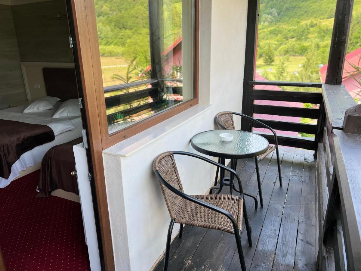 Royal Bucovina Residence Adults Only-Self Check-In Câmpulung Moldovenesc Екстериор снимка