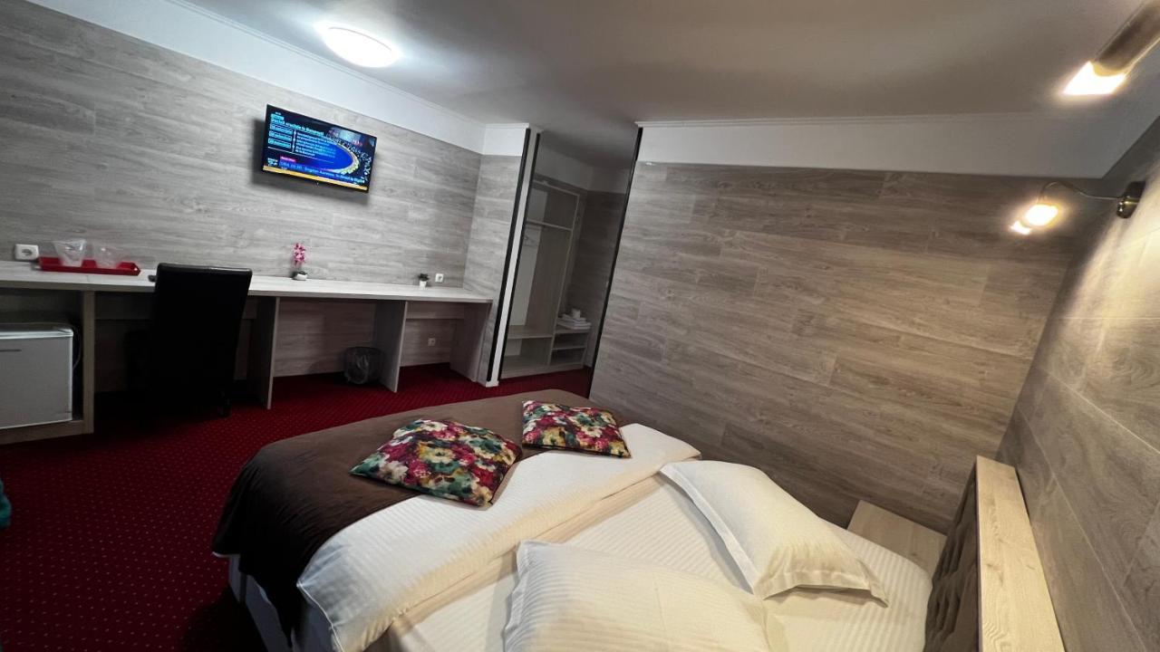 Royal Bucovina Residence Adults Only-Self Check-In Câmpulung Moldovenesc Екстериор снимка