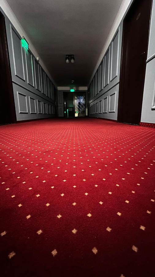 Royal Bucovina Residence Adults Only-Self Check-In Câmpulung Moldovenesc Екстериор снимка